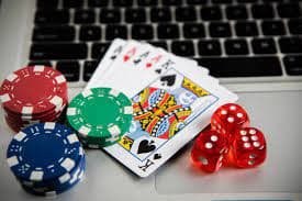 cikabet Dragon Tiger Live dealer interface showing card positions and betting zones